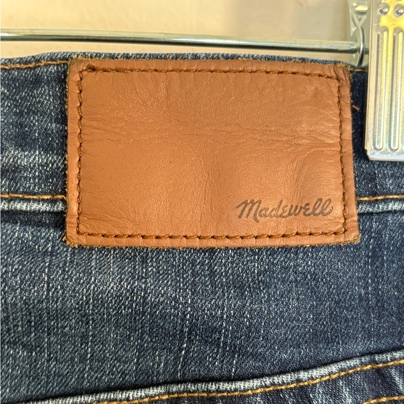 Madewell 9” High-Rise Skinny Dark Distressed Denim with 4 Buttons Size 26P - Picture 6 of 11